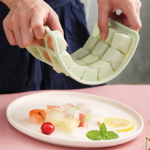 Silicone Ice Cube Tray Manufacturer (3)